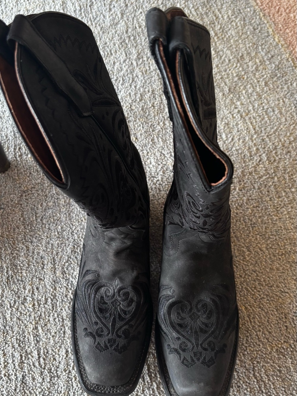 Classic Black Embroidered Women's Western Boots - Circle G